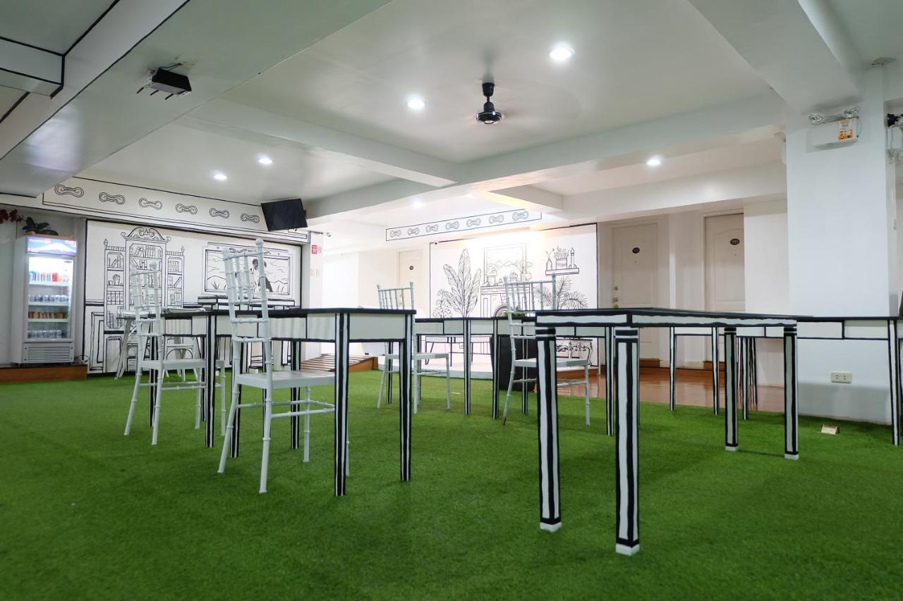 Hotel Spaces Makati